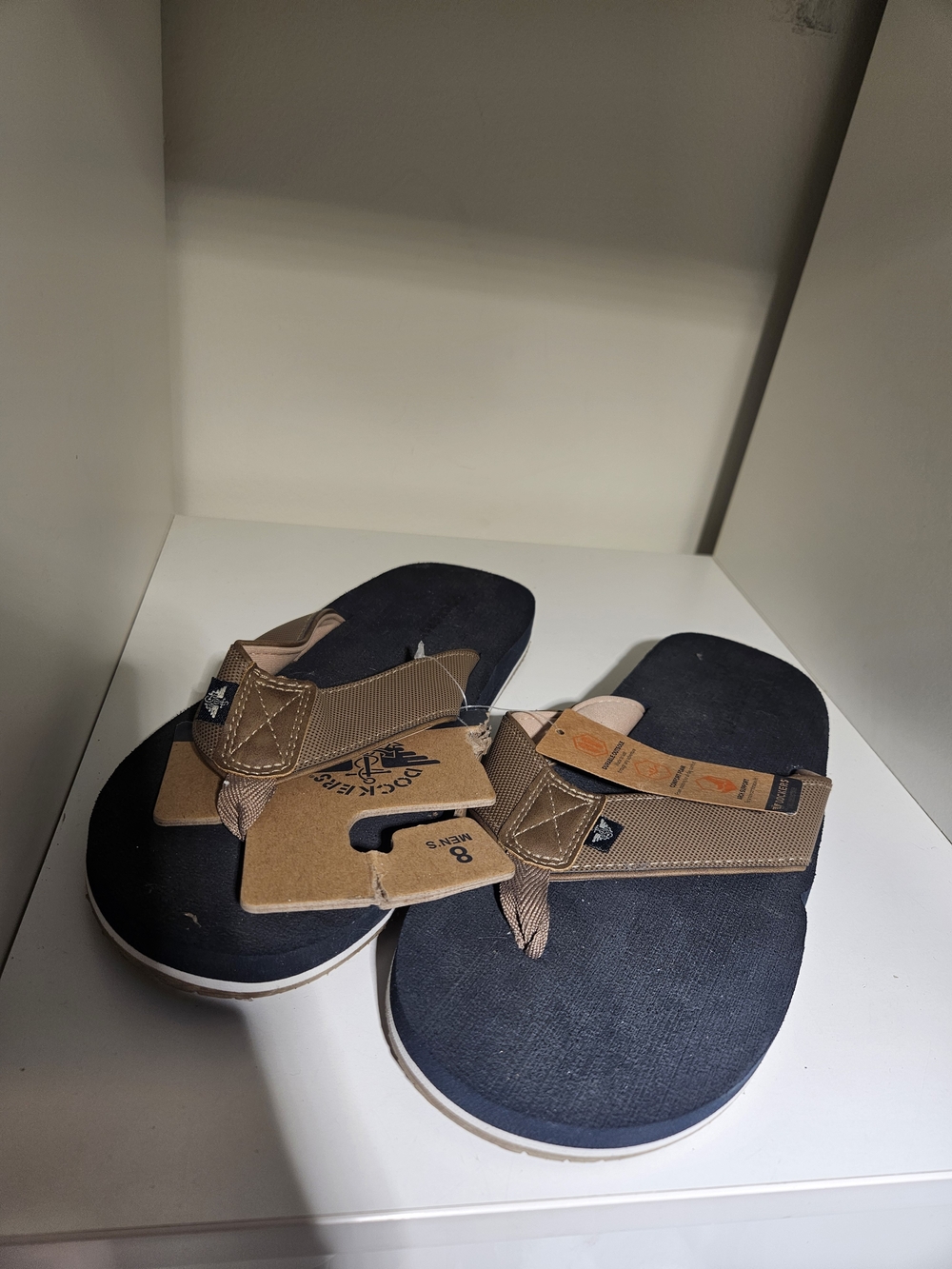 Men's Brown Dockers Flip Flop Sandals Size 9